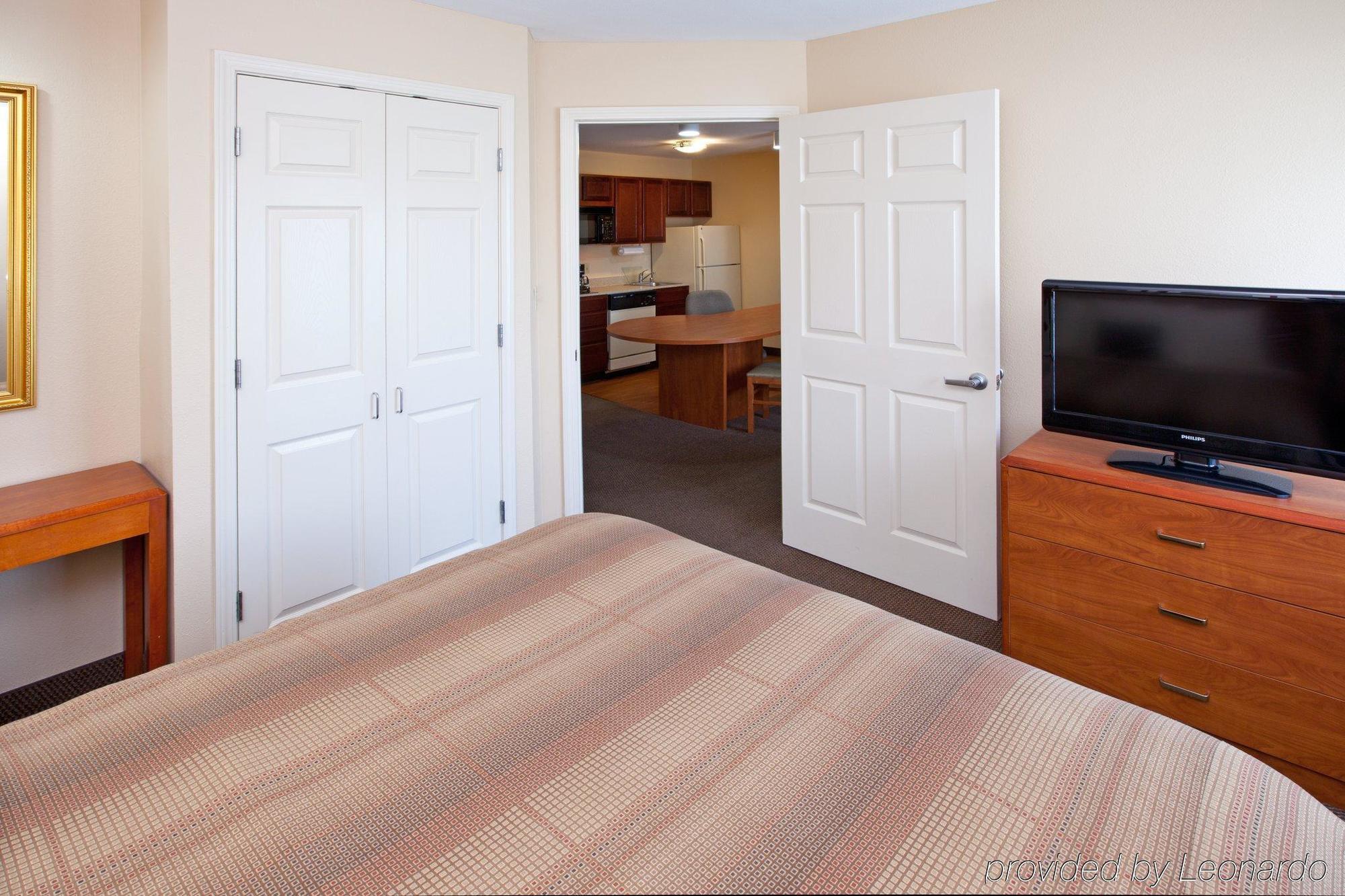 Candlewood Suites Louisville Airport By Ihg Exteriör bild