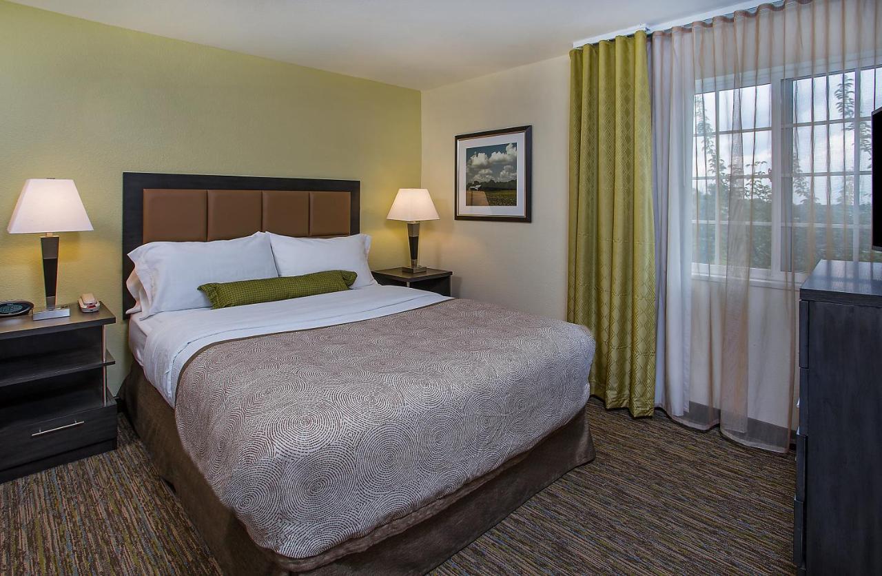 Candlewood Suites Louisville Airport By Ihg Exteriör bild